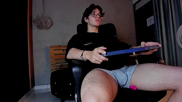 Markuss   online show from October 18, 2025, 2:58 am