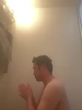 shin0689 online show from April 17, 2026, 11:41 pm