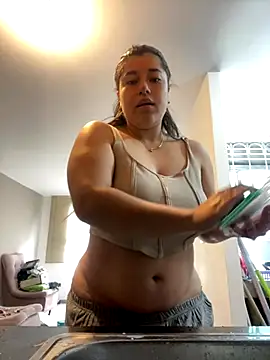 Tokio Sakura online show from September 10, 2025, 4:07 pm