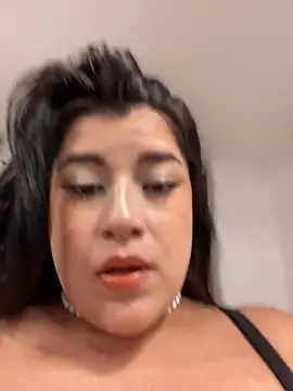 Tokio Sakura online show from November 22, 2025, 5:39 am