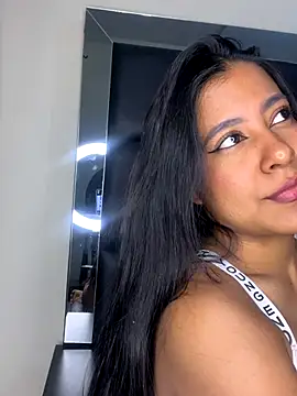 Kendra C online show from December 5, 2025, 3:26 am