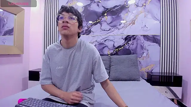 Desire Ecstasy online show from October 22, 2025, 1:33 pm