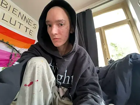 Snapshot of Styxlust chatting on September 11, 2025, 12:16 pm Styxlust online show from September 11, 2025, 12:16 pm