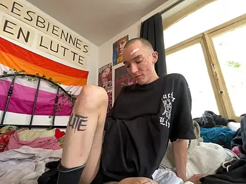 Snapshot of Styxlust chatting on September 13, 2025, 1:00 pm Styxlust online show from September 13, 2025, 1:00 pm