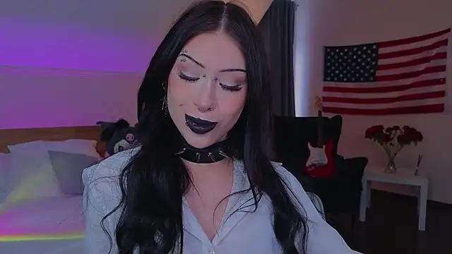 venomeowww   online show from February 6, 2026, 4:50 am