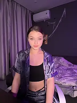 VelvetRush  online show from October 30, 2025, 4:30 pm