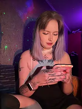 Snapshot of n1ghtcloud chatting on September 20, 2025, 8:43 pm n1ghtcloud online show from September 20, 2025, 8:43 pm