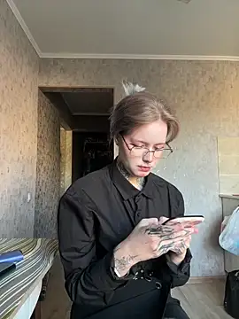 Snapshot of n1ghtcloud chatting on September 25, 2025, 11:14 am n1ghtcloud online show from September 25, 2025, 11:14 am