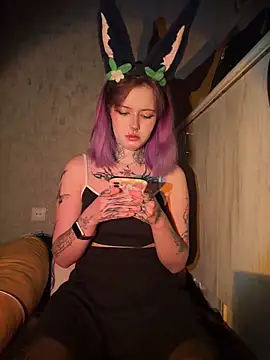 Snapshot of n1ghtcloud chatting on October 29, 2025, 6:31 pm n1ghtcloud online show from October 29, 2025, 6:31 pm