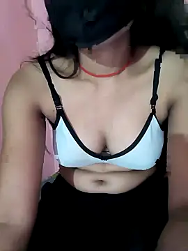 Hotmonasexi online show from October 10, 2025, 7:18 am