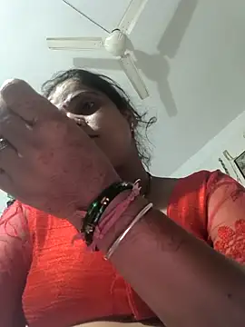 Snapshot of Setty54 chatting on October 14, 2025, 9:37 pm Setty54 online show from October 14, 2025, 9:37 pm