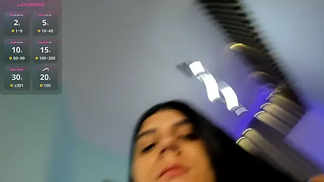 PauliinaBelle  online show from October 26, 2025, 12:22 pm