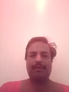 vardh033 online show from September 20, 2025, 4:57 am