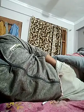 Snapshot of vardh033 chatting on February 11, 2026, 11:54 pm vardh033 online show from February 11, 2026, 11:54 pm