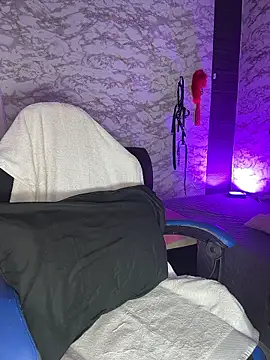 AlisSon  hot online show from January 15, 2026, 3:22 am