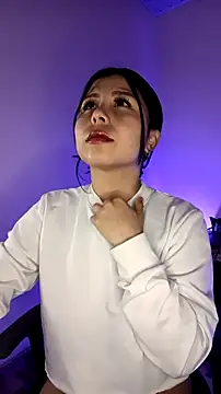 SiennaValera online show from November 29, 2025, 12:19 pm