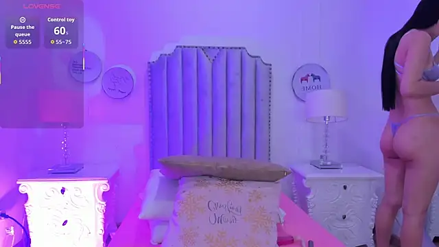 Alison Carde05 online show from February 13, 2026, 6:59 pm