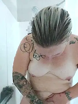 Snapshot of smoothlikemilk09 chatting on November 6, 2025, 4:02 am smoothlikemilk09 online show from November 6, 2025, 4:02 am