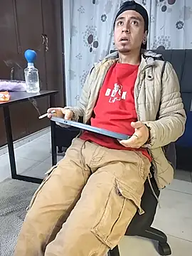 abnerdam01 online show from November 4, 2025, 12:15 pm