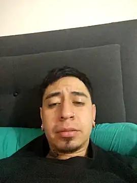 abnerdam01 online show from November 11, 2025, 2:55 am