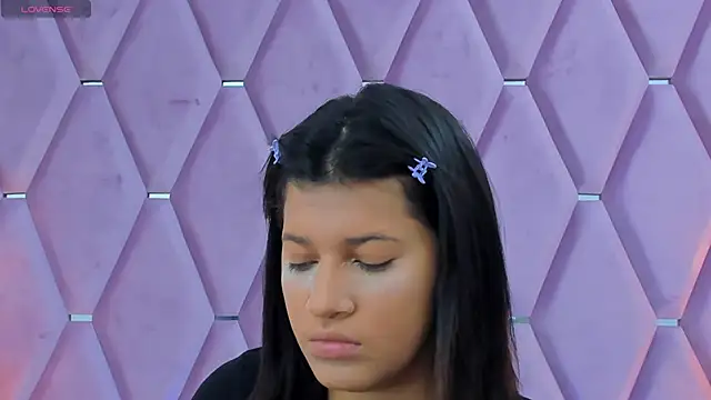 MaskedGirl  online show from October 21, 2025, 11:55 am