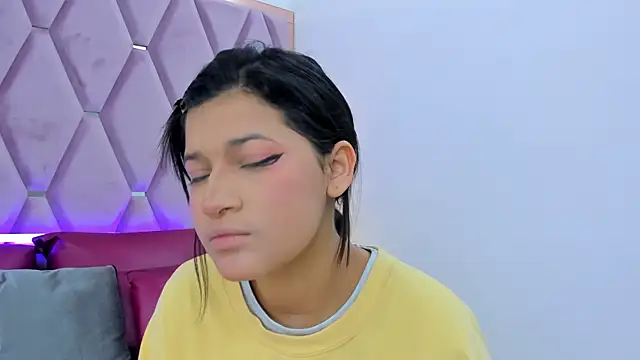 MaskedGirl  online show from November 29, 2025, 12:08 pm