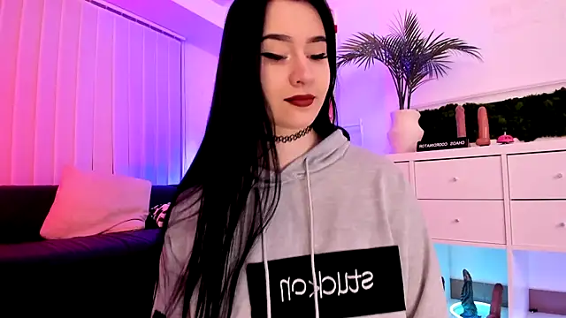 Mary Lori online show from March 8, 2026, 7:34 am