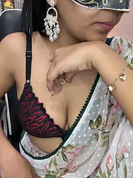 Riya-6969 online show from April 18, 2026, 2:54 pm