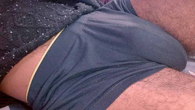 funndudd online show from December 15, 2025, 1:26 pm