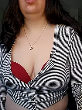 NataliaRayxh online show from February 17, 2026, 6:47 pm