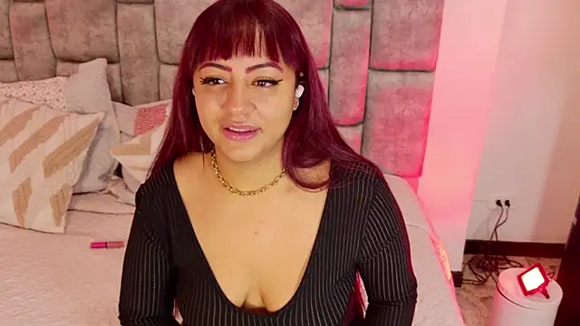 DaniniAnderson online show from December 2, 2025, 4:18 am