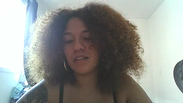 MorganaBelc online show from April 22, 2026, 6:42 pm