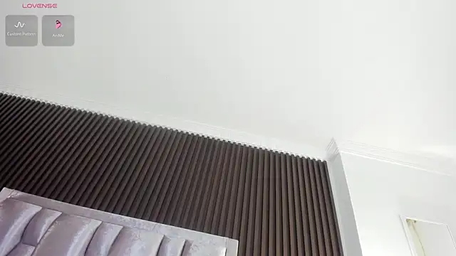 Zahra milks online show from March 28, 2026, 1:33 pm