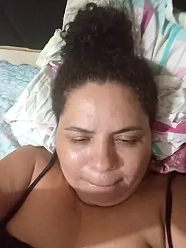 Snapshot of Ravena2290 chatting on February 3, 2026, 9:53 pm Ravena2290 online show from February 3, 2026, 9:53 pm