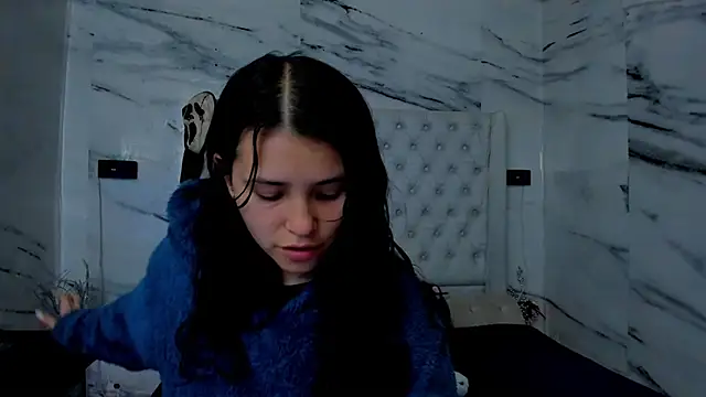 Snapshot of Ari_and_Storm chatting on February 6, 2026, 12:37 am Ari and Storm online show from February 6, 2026, 12:37 am