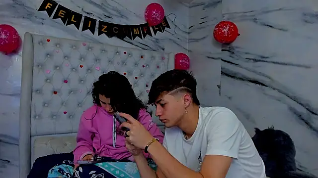 Snapshot of Ari_and_Storm chatting on February 17, 2026, 3:29 pm Ari and Storm online show from February 17, 2026, 3:29 pm