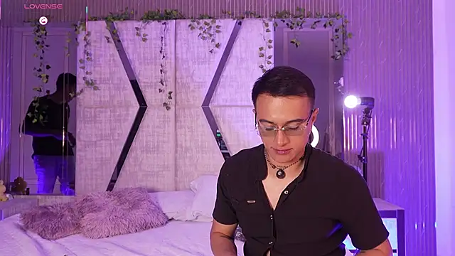 LiamDeep online show from January 8, 2026, 9:17 pm