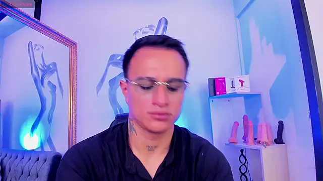 LiamDeep online show from March 10, 2026, 7:52 pm