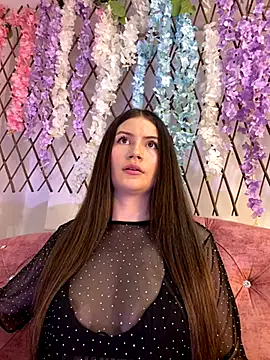 Tegui-sc online show from November 13, 2025, 3:49 am