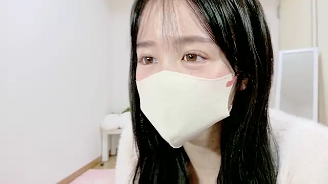 Anne Anne chan online show from December 2, 2025, 4:40 am