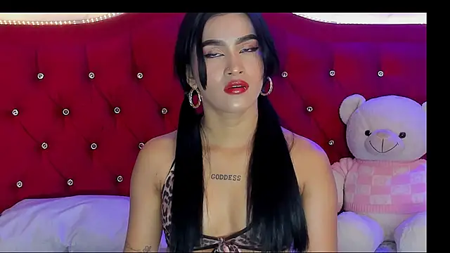 Snapshot of Lizzy_LaBelle chatting on October 30, 2025, 12:01 am Lizzy LaBelle online show from October 30, 2025, 12:01 am