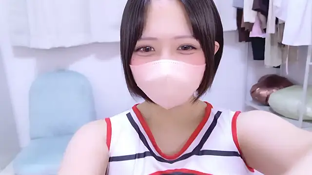 Hinata Sun online show from March 23, 2026, 5:50 pm