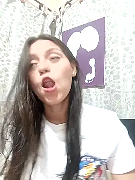 Snapshot of Lahila_ chatting on March 31, 2026, 9:59 pm Lahila online show from March 31, 2026, 9:59 pm