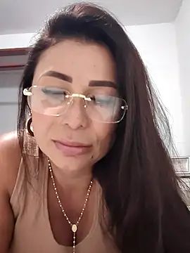 mia mancinii online show from March 21, 2026, 12:59 am