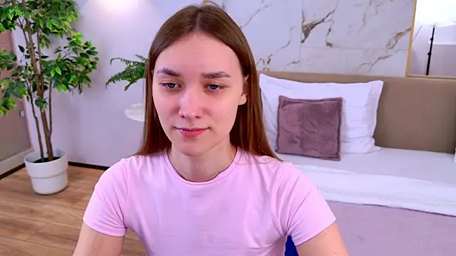 AmadaReine online show from November 15, 2025, 4:14 pm