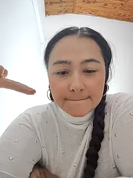 Snapshot of Freyacooper chatting on October 13, 2025, 1:27 am Freyacooper online show from October 13, 2025, 1:27 am