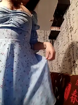 Lietta  online show from April 2, 2026, 6:49 pm