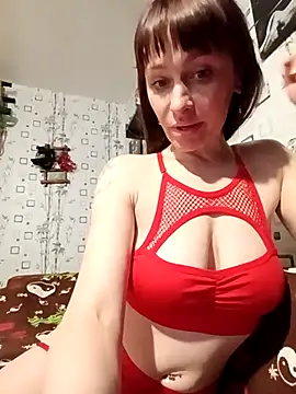 Lietta  online show from April 24, 2026, 6:54 pm