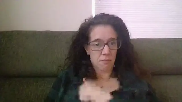 JezebelDutch online show from December 1, 2025, 1:27 pm