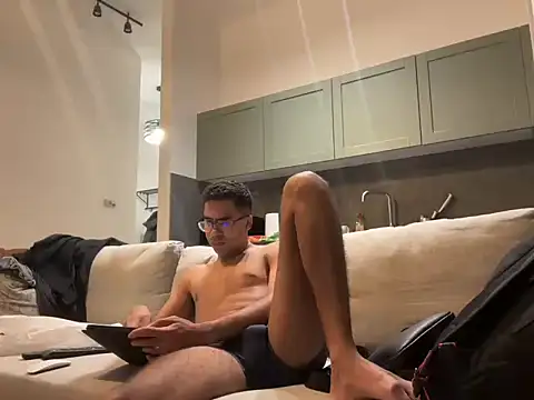 Snapshot of Markitos2323 chatting on November 24, 2025, 10:42 pm Markitos2323 online show from November 24, 2025, 10:42 pm